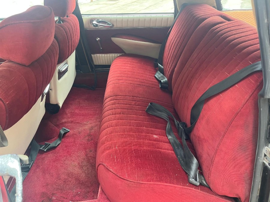 Biete Citroën DS eingeschränkt fahrbar Baujahr BJ 06/1973