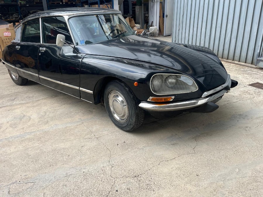 Biete Citroën DS eingeschränkt fahrbar Baujahr BJ 06/1973