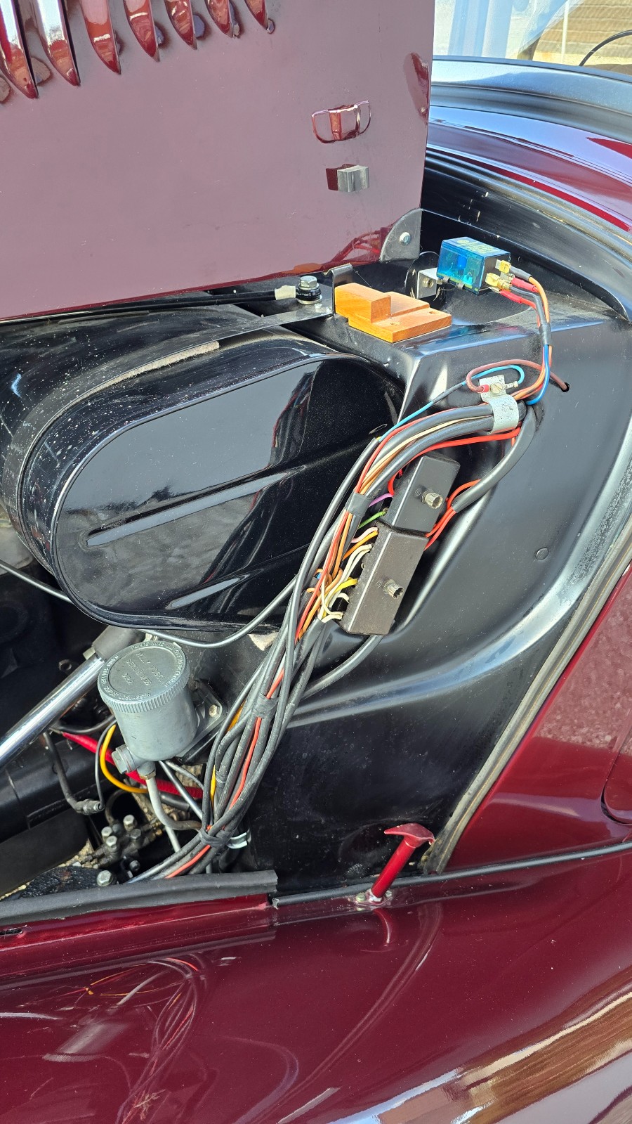 Biete Mercedes Benz 170 in gutem Zustand Baujahr BJ 01/1942