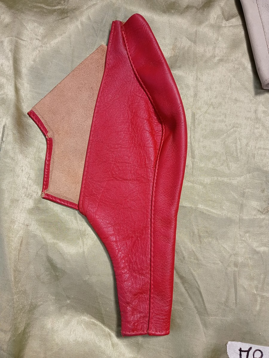 Für Maserati Indy Karosserieteile zu verkaufen Baujahr BJ -