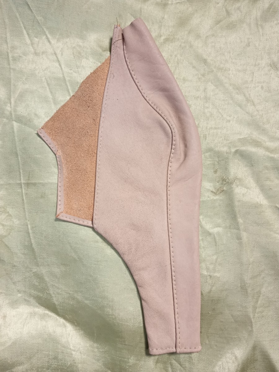 Für Maserati Indy Karosserieteile zu verkaufen Baujahr BJ -