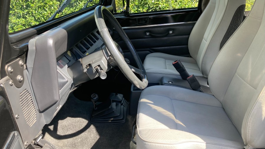 Jeep Wrangler in gutem Zustand Baujahr BJ 06/1995