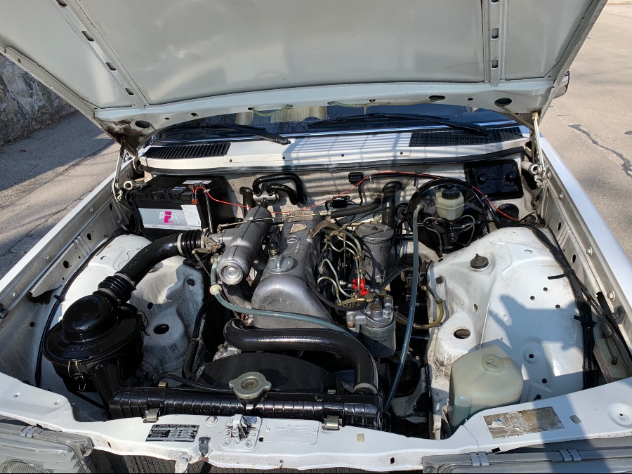 Mercedes 220D Baujahr BJ 05/1976