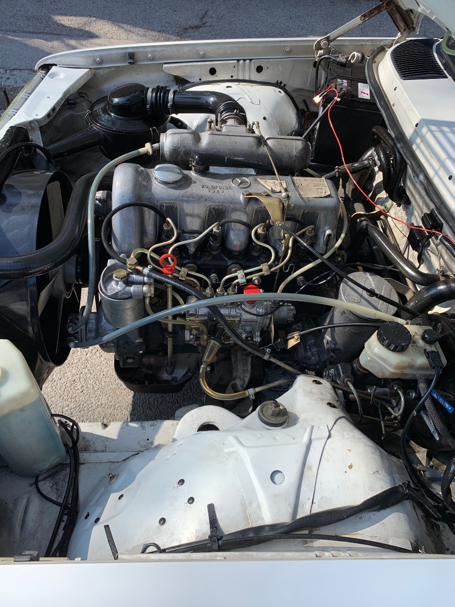 Mercedes 220D Baujahr BJ 05/1976