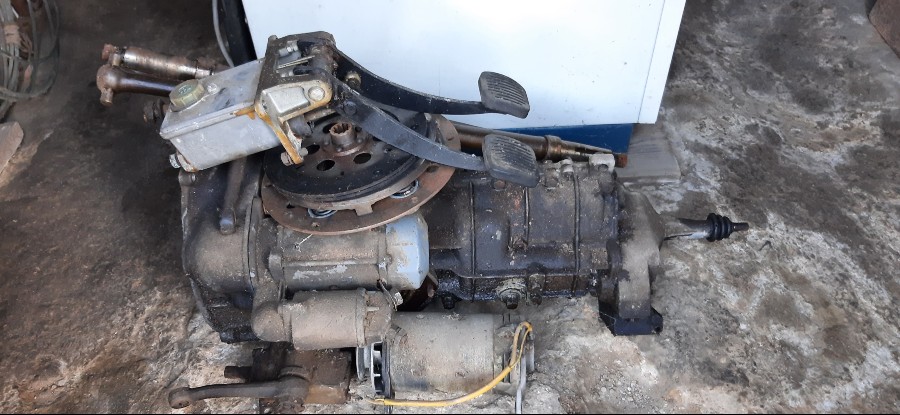 Getriebe für Skoda 100 zu verkaufen Baujahr BJ -