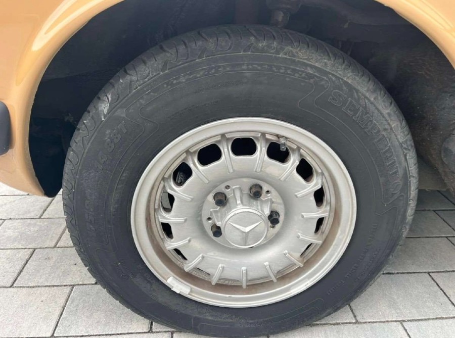 Mercedes Benz 200 D guter Zustand mit gültigem Pickerl Baujahr BJ 06/1978
