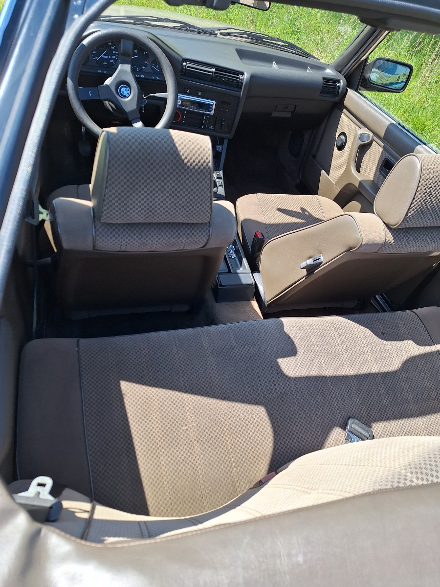 BMW 3er E 30 / 325 eta Baur Cabrio guter Zustand steht zum Verkauf Baujahr BJ 09/1985