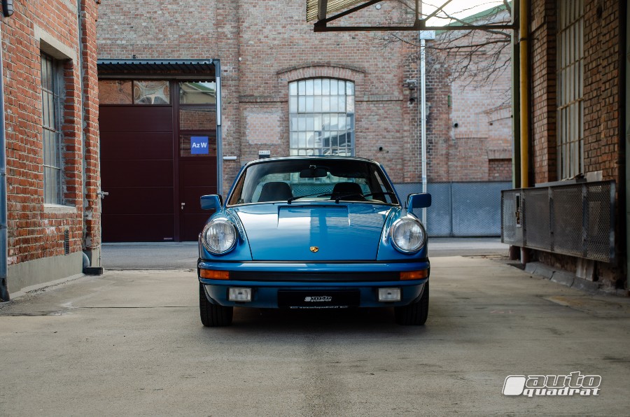 Porsche 911 SC 3,0 Targa - minervablau Baujahr BJ 06/1978