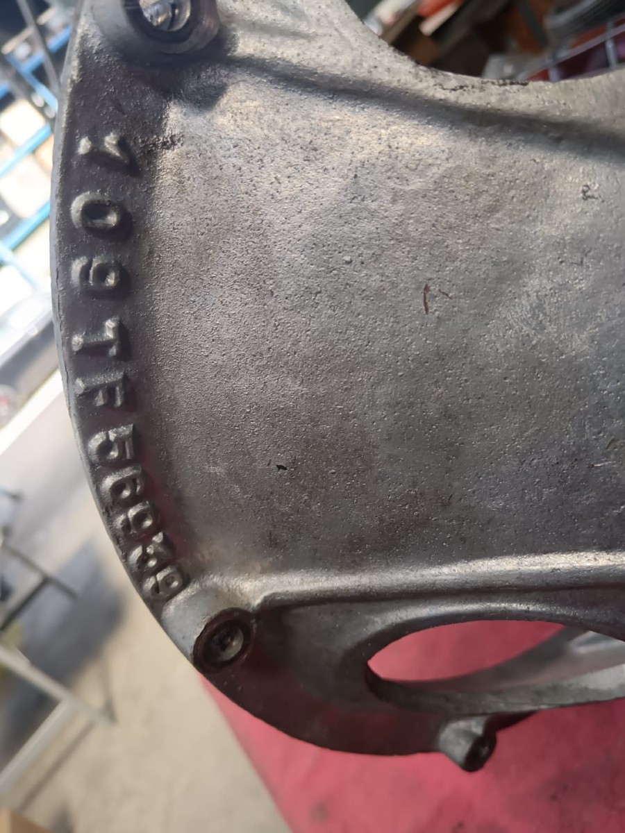Für Maserati Getriebe zu verkaufen Baujahr BJ -