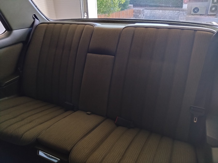 Mercedes Benz 230 CE Coupe in gutem Zustand im Angebot Baujahr BJ 09/1983
