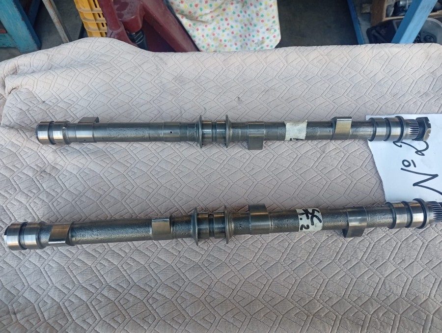 Motor für Maserati Indy zu verkaufen Baujahr BJ -