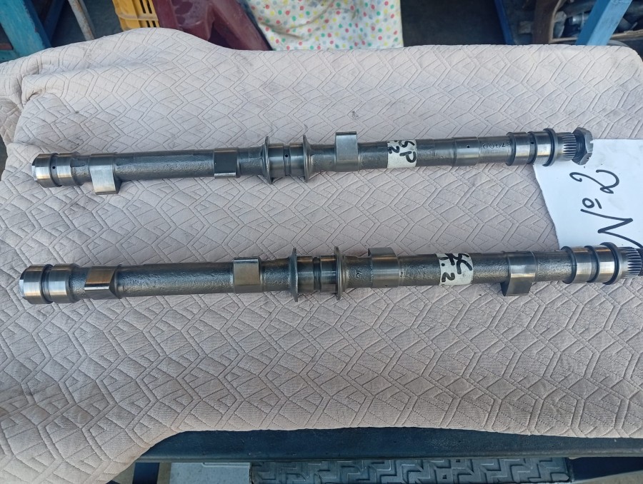 Motor für Maserati Indy zu verkaufen Baujahr BJ -