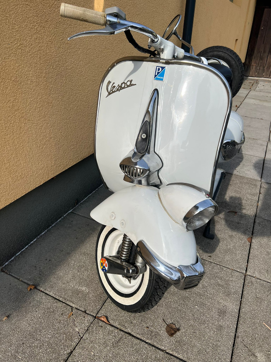 Biete Vespa 125 VN2T gut erhalten mit historischer Zulassung Baujahr BJ 04/1954