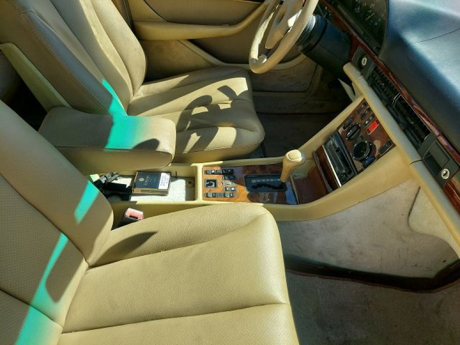 Mercedes Benz 126 Baujahr BJ 03/1984