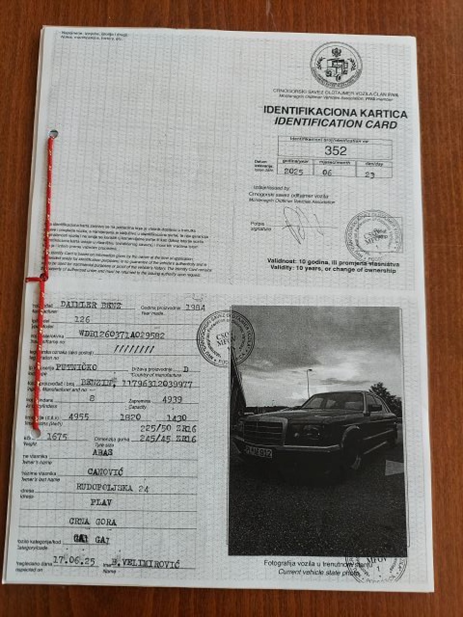 Mercedes Benz 126 Baujahr BJ 03/1984
