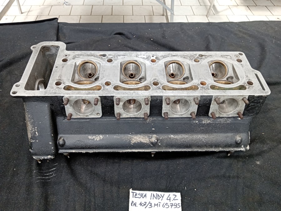 Für Maserati Indy Motor zu verkaufen Baujahr BJ -