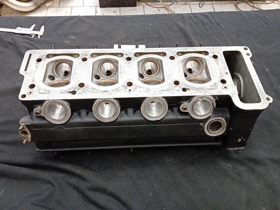 Für Maserati Indy Motor zu verkaufen Baujahr BJ -