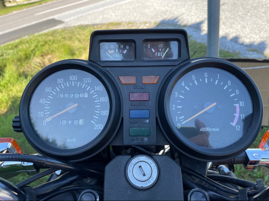 Yamaha XJ 550 in gebrauchtem Zustand im Angebot Baujahr BJ 06/1981