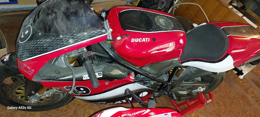 Youngtimer Ducati Corse 916/955 1994-2004 Superbike Collection Factory Racing Official Corse Superbike 145PS Baujahr BJ 01/1998