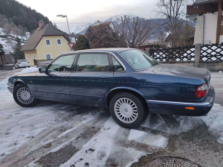 Jaguar XJ8 in gutem Zustand zu erwerben Baujahr BJ 10/1997