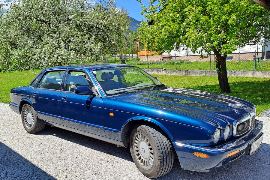 Jaguar XJ8 in gutem Zustand zu erwerben Baujahr BJ 10/1997