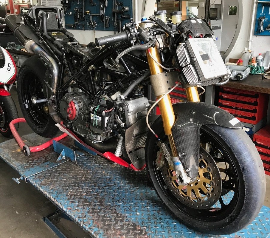 Youngtimer Ducati Corse 916/955 1994-2004 Superbike Collection Factory Racing Official Corse Superbike 145PS Baujahr BJ 01/1998