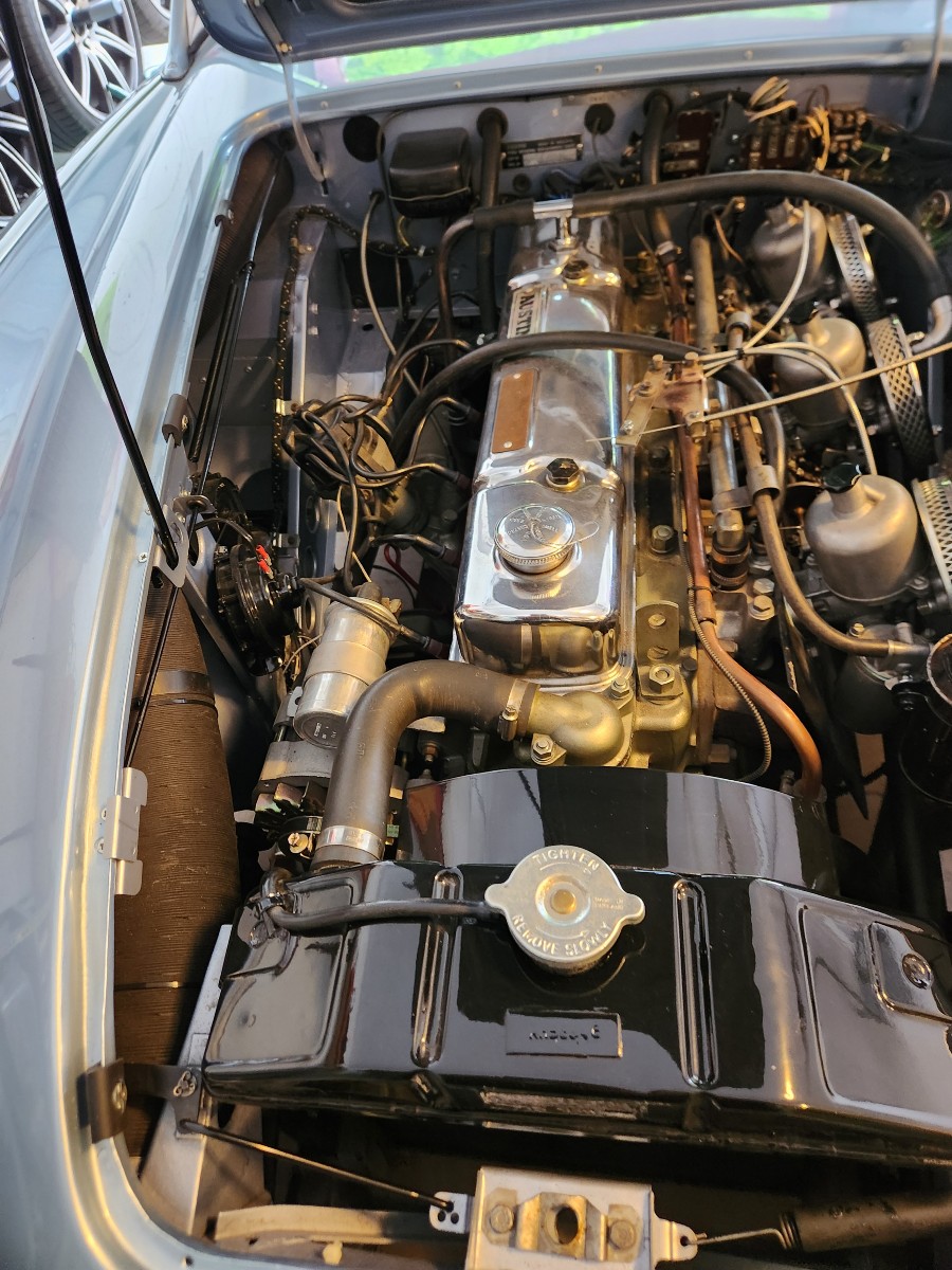 Biete Austin Healey 3000 BT7 in gutem Zustand inkl. Pickerl Baujahr BJ 03/1961