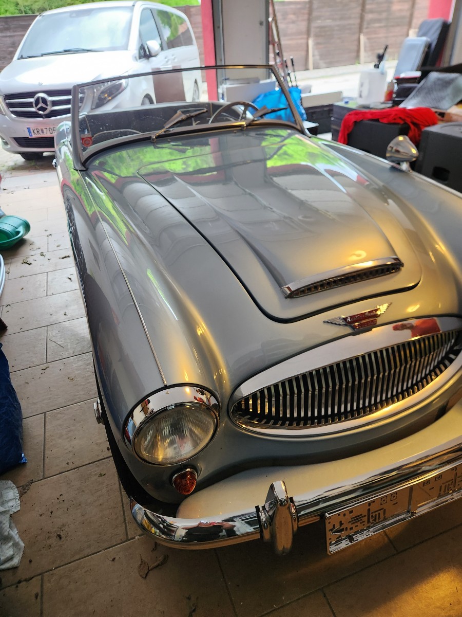Biete Austin Healey 3000 BT7 in gutem Zustand inkl. Pickerl Baujahr BJ 03/1961