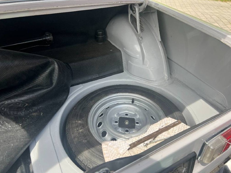 Biete Alfa Romeo Giulia 1300 in gebrauchtem Zustand mit gültigem Pickerl Baujahr BJ 08/1970