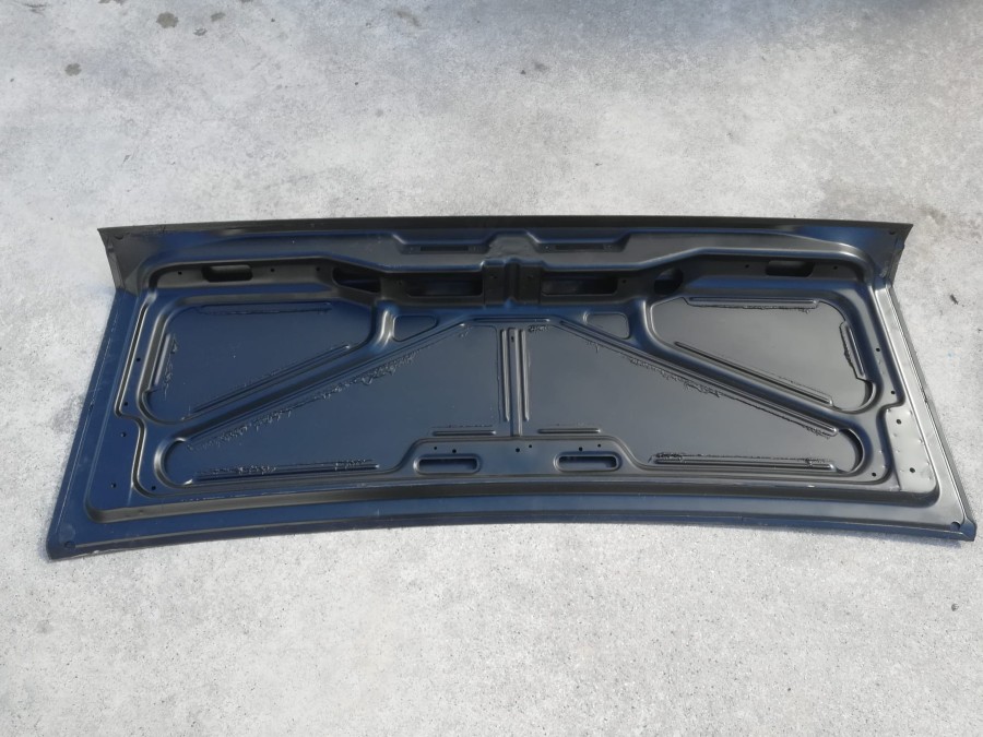 Für Maserati Biturbo Karosserieteile zu verkaufen Baujahr BJ -