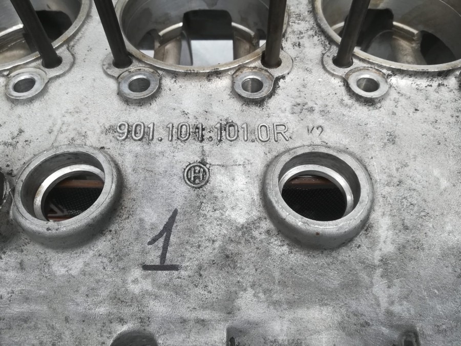 Motor für Porsche 911 zu verkaufen Baujahr BJ -