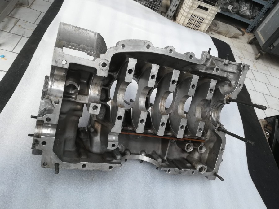 Motor für Porsche 911 zu verkaufen Baujahr BJ -