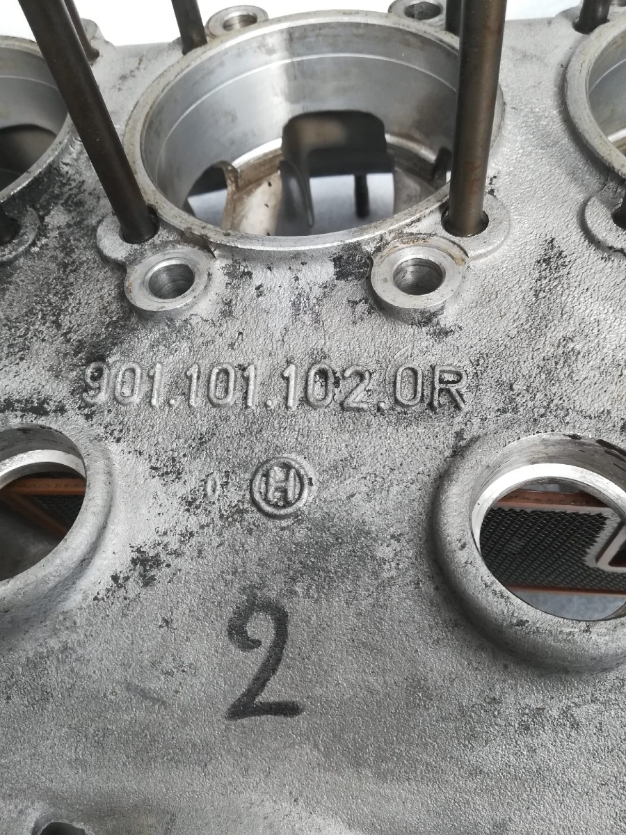 Motor für Porsche 911 zu verkaufen Baujahr BJ -