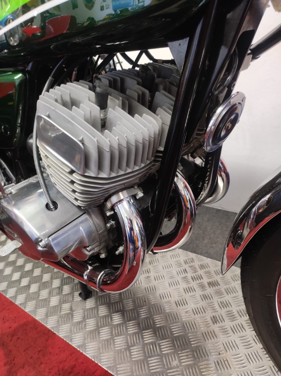 Wunderschön: Kawasaki H2 Baujahr BJ 07/1974