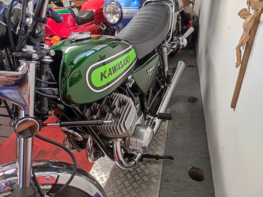 Wunderschön: Kawasaki H2 Baujahr BJ 07/1974
