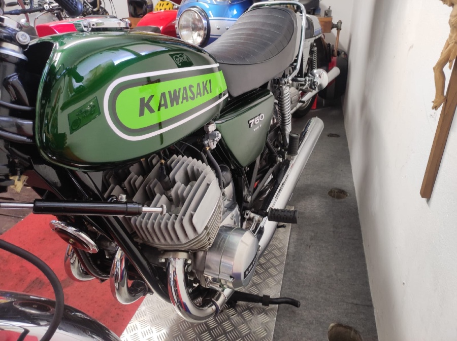 Wunderschön: Kawasaki H2 Baujahr BJ 07/1974