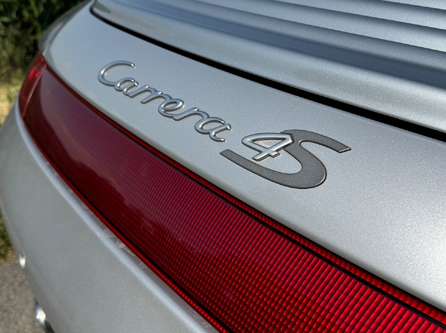 Biete Porsche 911 guter Zustand mit gültigem Pickerl Baujahr BJ 05/2003