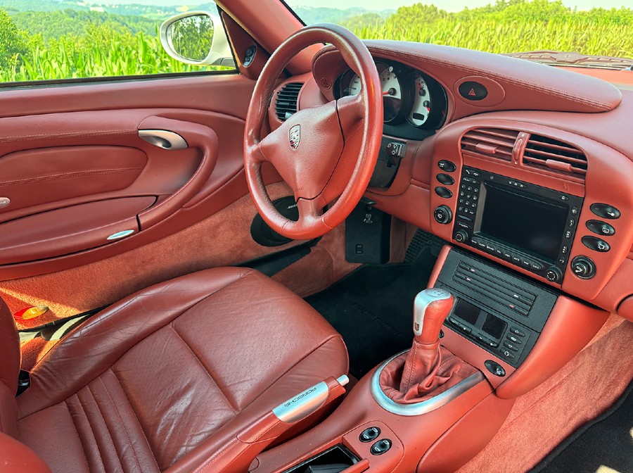 Biete Porsche 911 guter Zustand mit gültigem Pickerl Baujahr BJ 05/2003