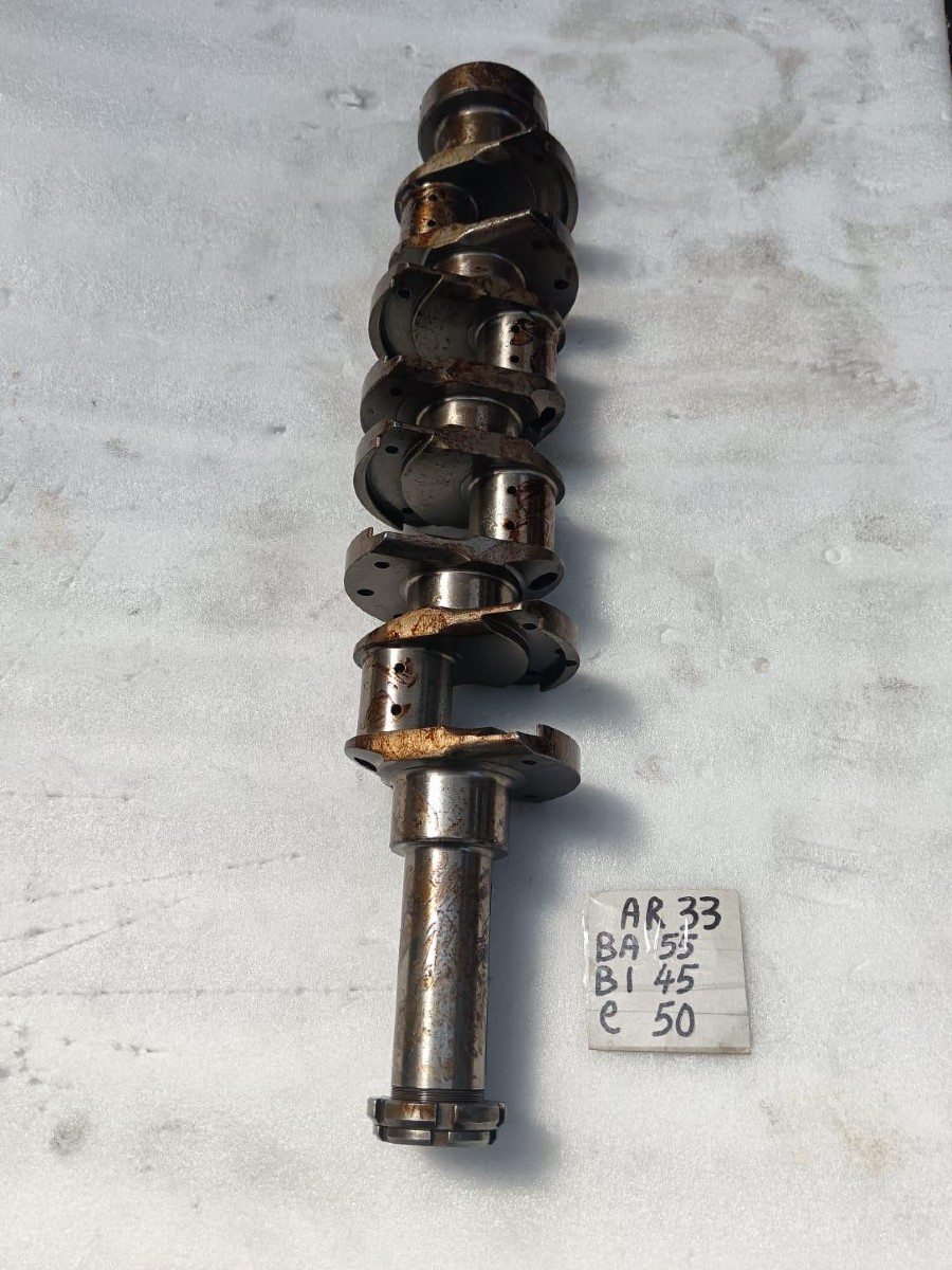 Motor für Alfa Romeo abzugeben Baujahr BJ -