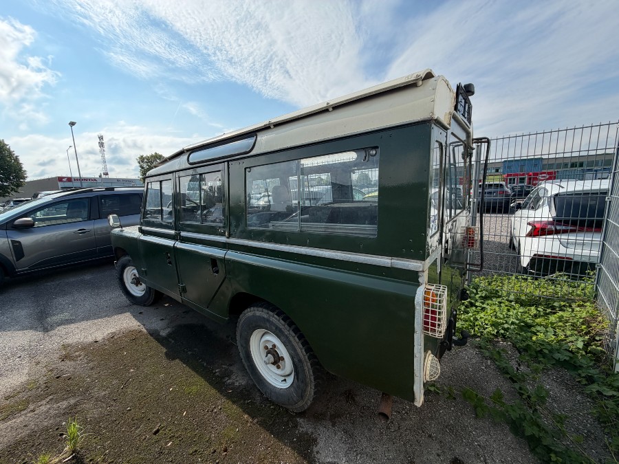 Land Rover Defender Baujahr BJ 12/1972