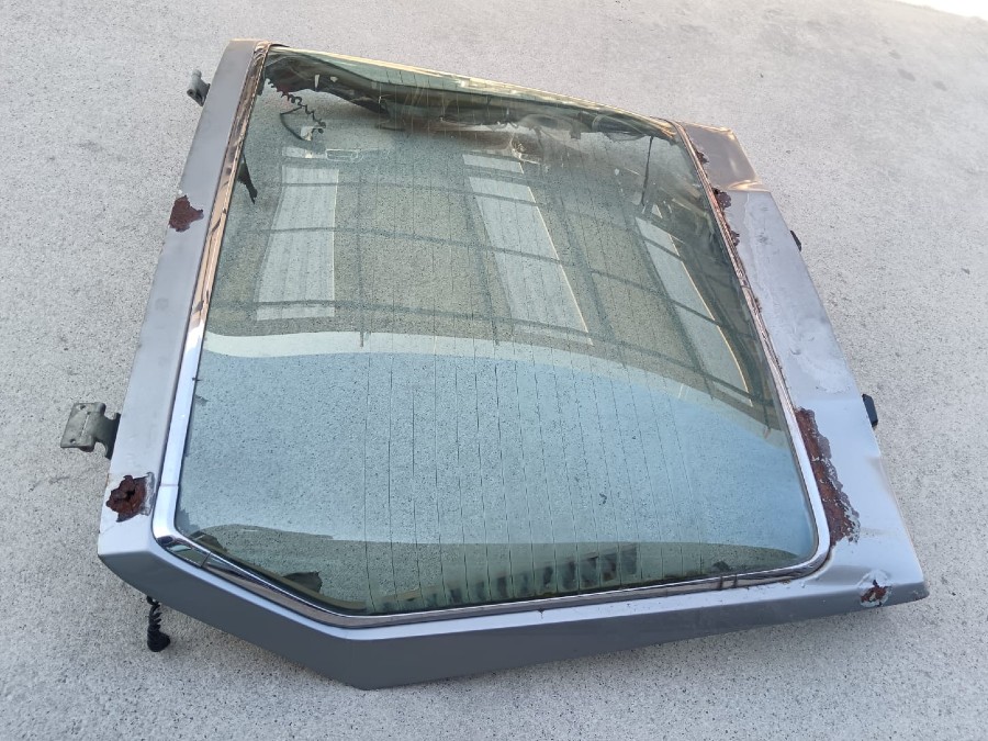 Karosserieteile für Citroën SM zu verkaufen Baujahr BJ -