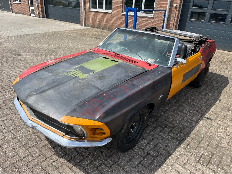 Zu restaurieren: Ford Mustang V8 cabrio Baujahr BJ 01/1970