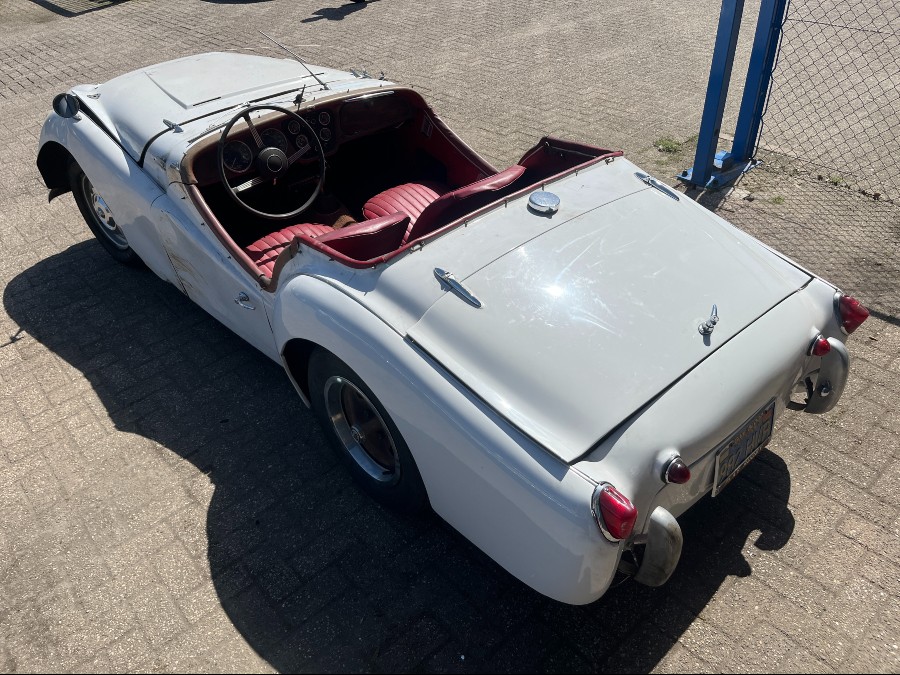 Triumph TR3B als Restaurationsfahrzeug zu verkaufen Baujahr BJ 01/1962