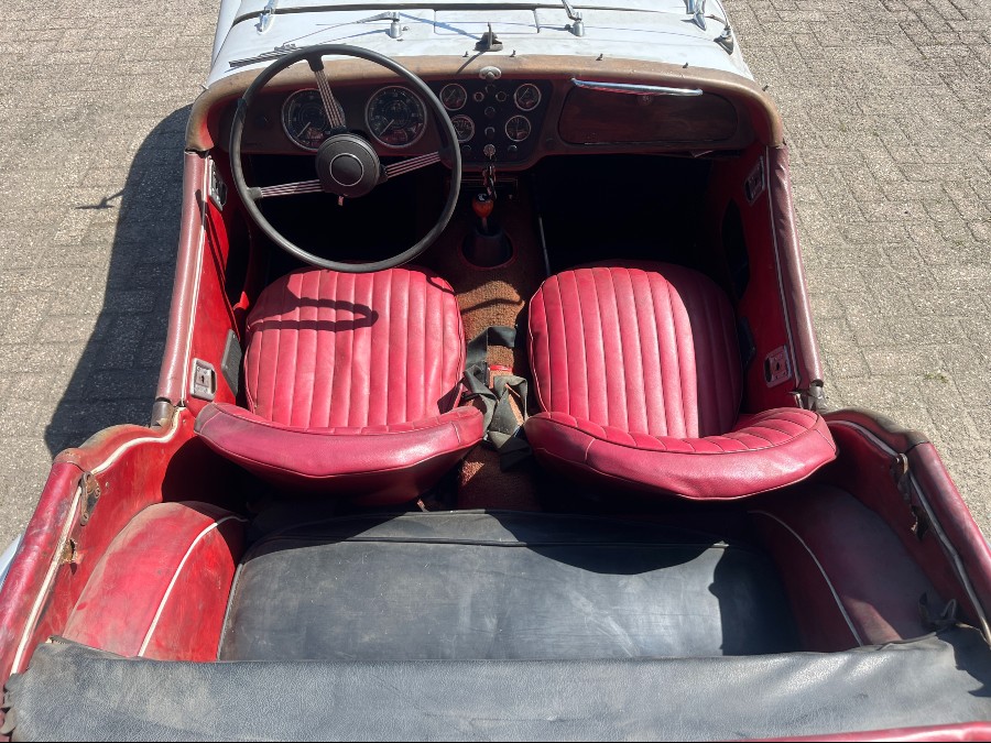 Triumph TR3B als Restaurationsfahrzeug zu verkaufen Baujahr BJ 01/1962