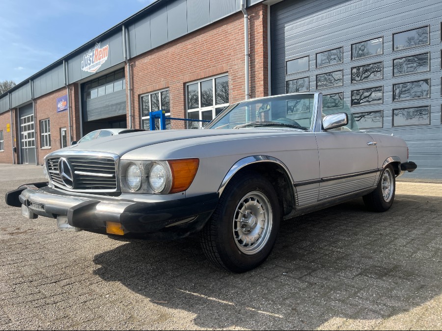 Mercedes Benz SL-Klasse mit Mängeln zu erwerben Baujahr BJ 01/1980