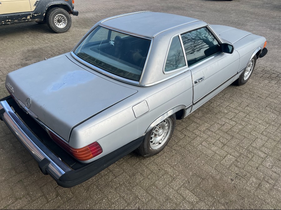 Mercedes Benz SL-Klasse mit Mängeln zu erwerben Baujahr BJ 01/1980