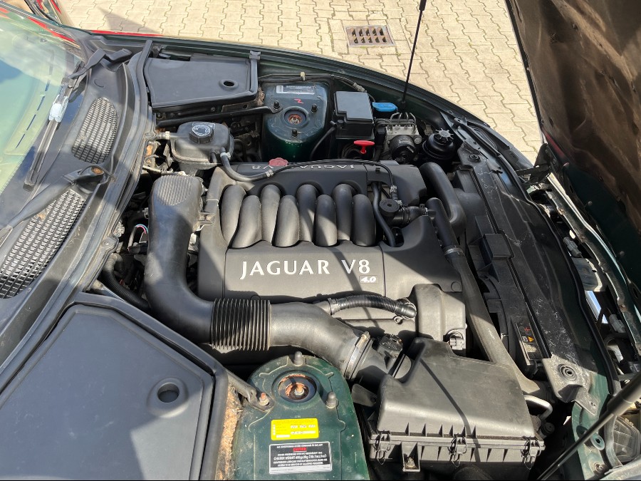 Jaguar XK 8 cabrio mit Mängeln Baujahr BJ 01/1999
