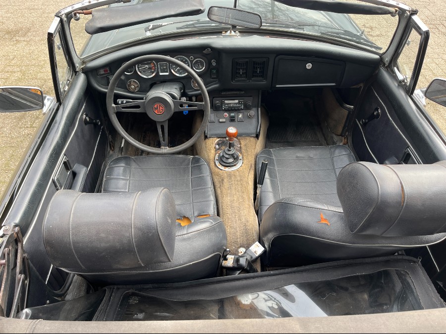 MG MGB mit Mängeln zu verkaufen Baujahr BJ 01/1973