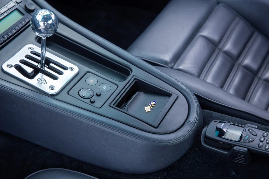 Historisch zugelassen: Ferrari gut erhalten mit Matching Numbers Baujahr BJ 04/1997