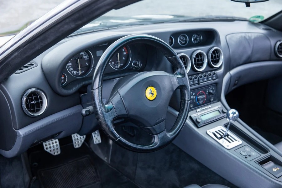 Historisch zugelassen: Ferrari gut erhalten mit Matching Numbers Baujahr BJ 04/1997